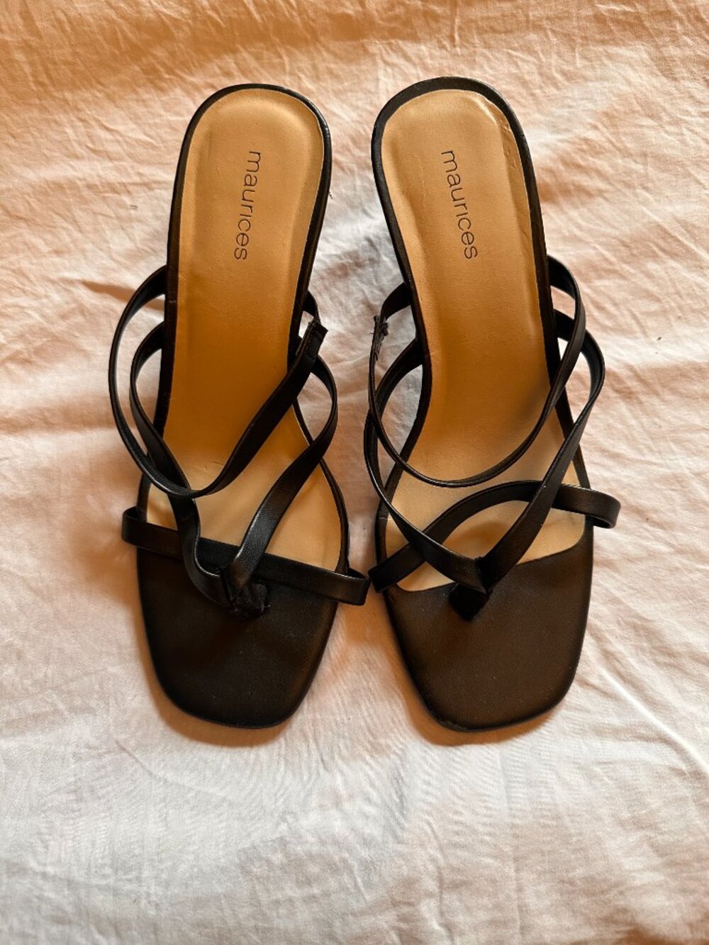 NWOT Maurices strappy toe kitten heel shoe size 7.5